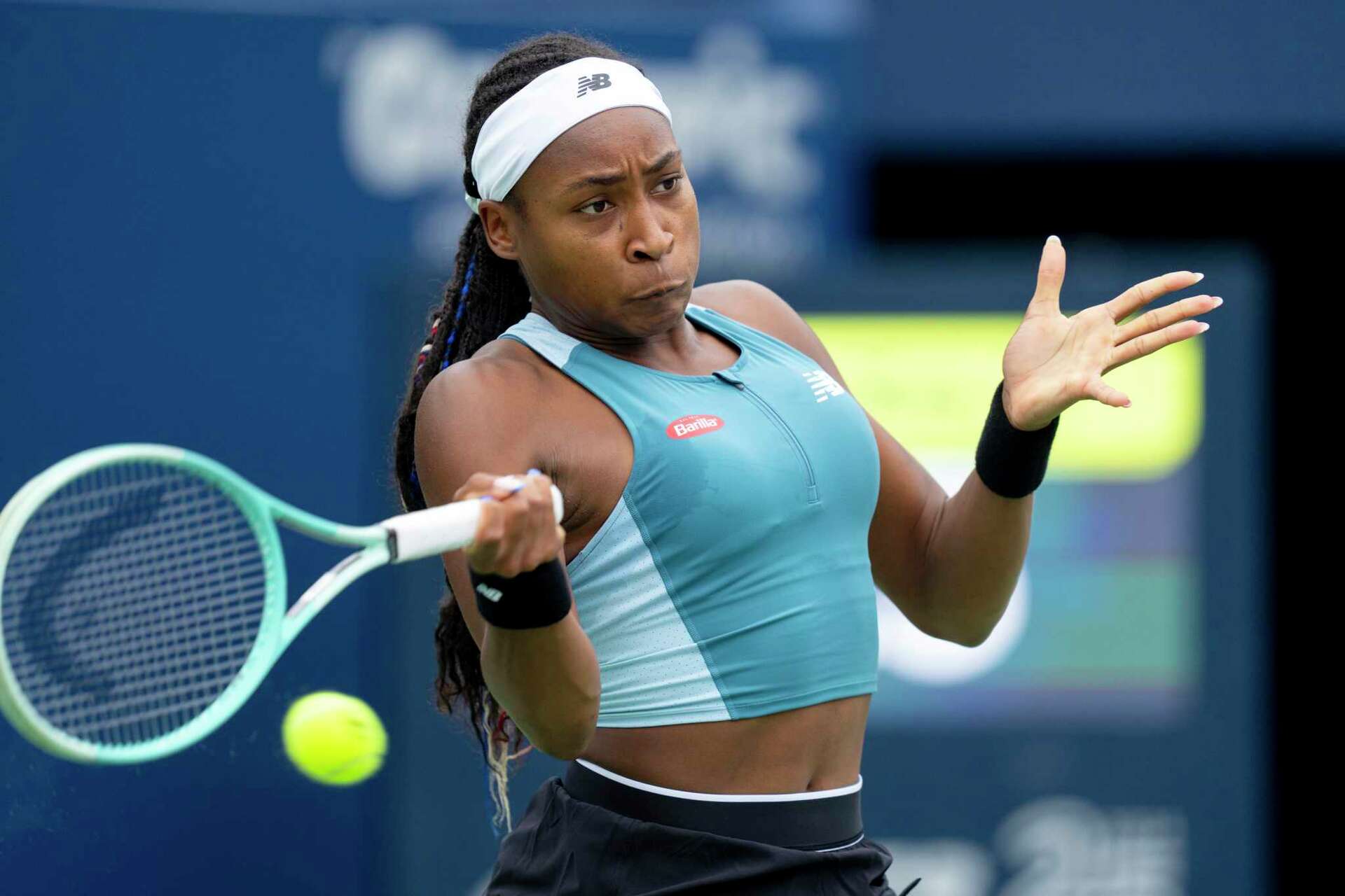 Top Seed Coco Gauff Triumphs Over Yafan Wang 6-4, 6-2 in Toronto Return